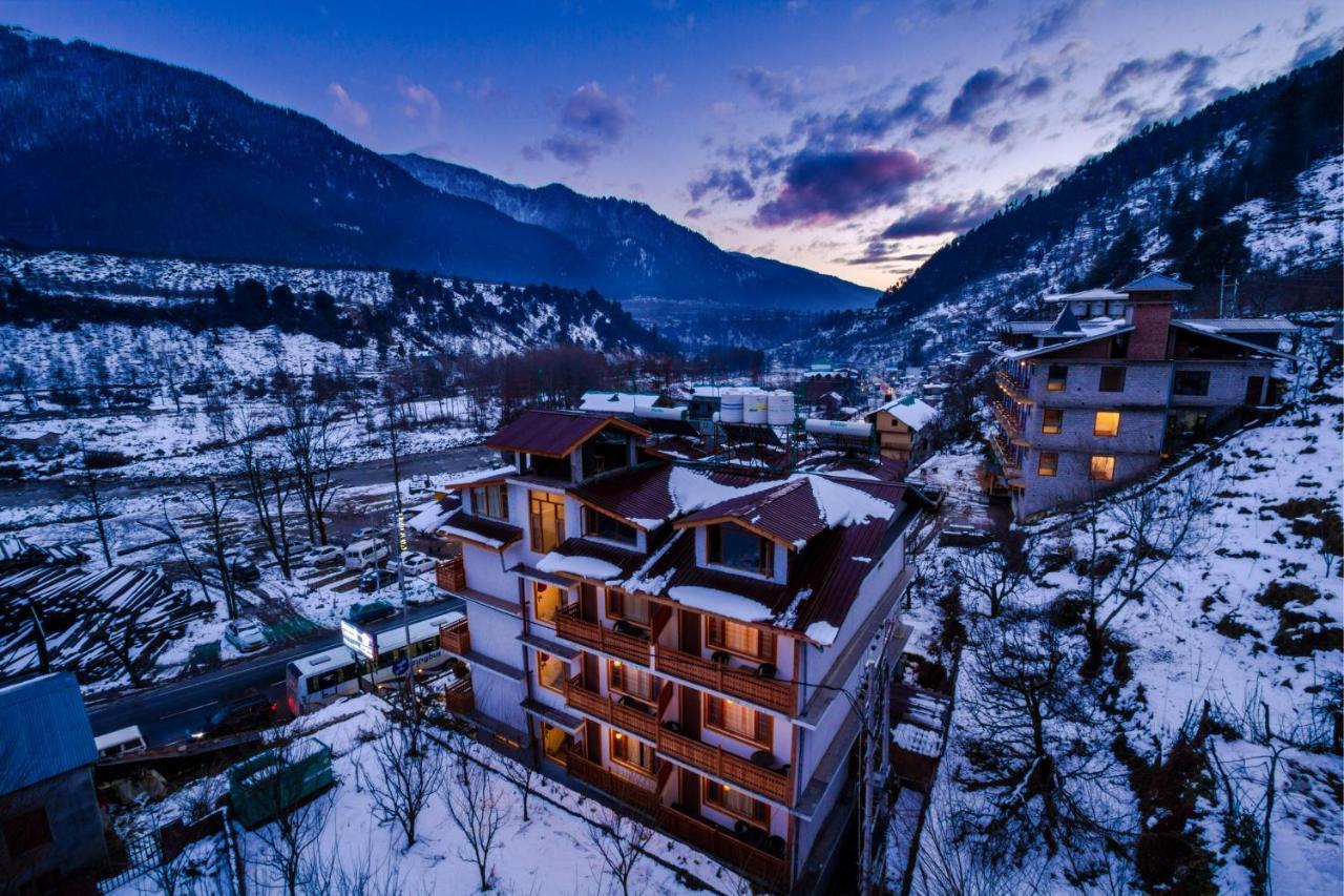Hotel Vaibhav Regency Manāli Zewnętrze zdjęcie