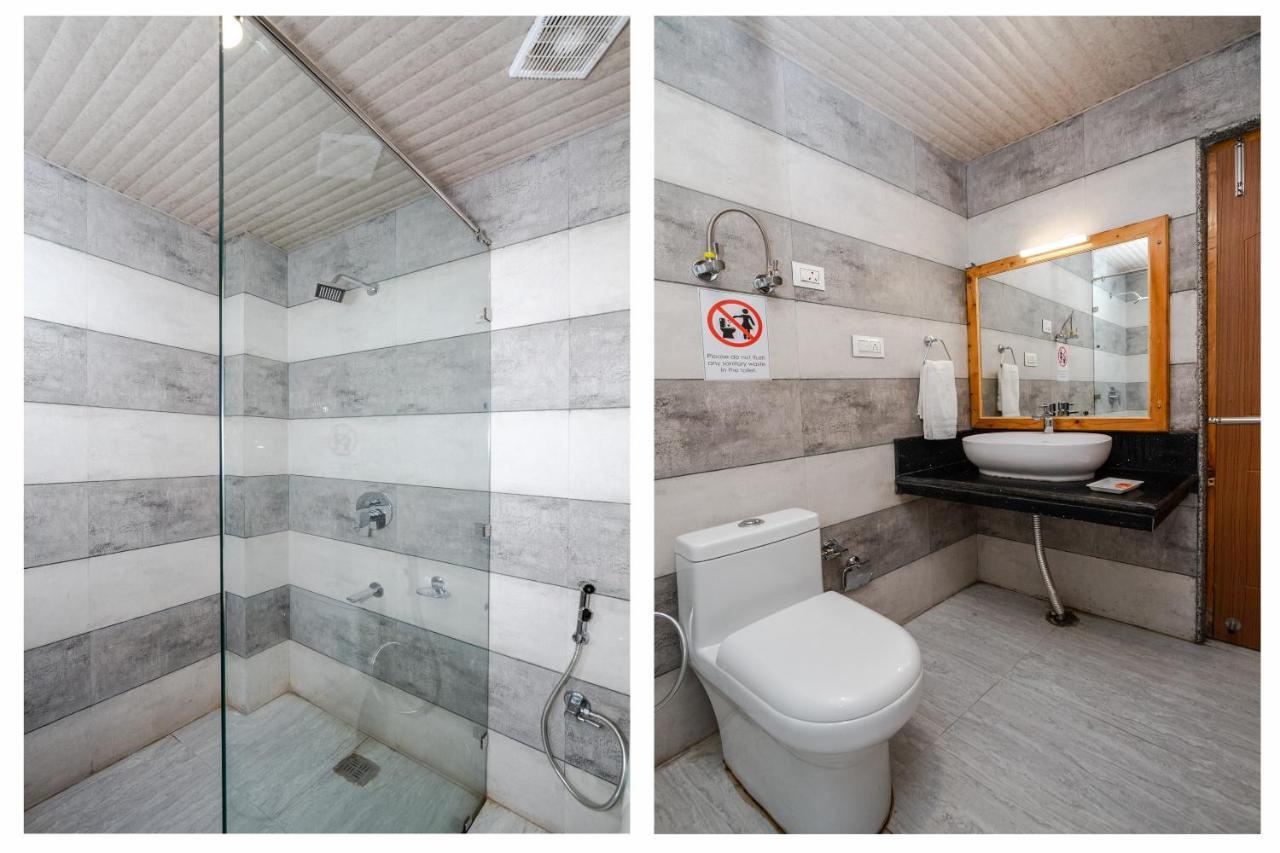 Hotel Vaibhav Regency Manāli Zewnętrze zdjęcie